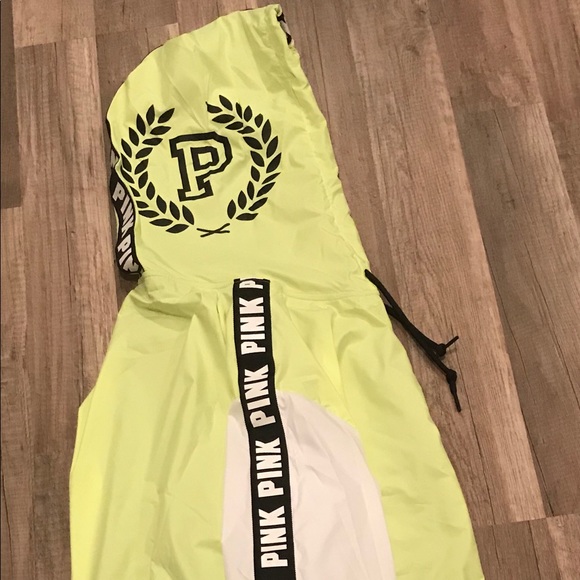 SOLD🔥🔥🔥🔥🔥🔥Full Zip Anorak - Picture 3 of 5